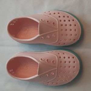 Native Miller Shoes Sz. 7 EUC